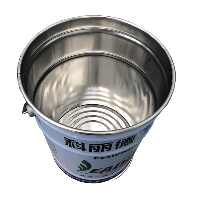 Round metal oil drum with lid