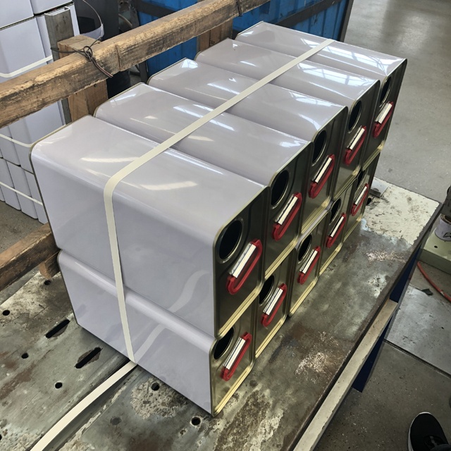 4L F type square engine oil tin can with metal handle and lid, paint solvent tin can
