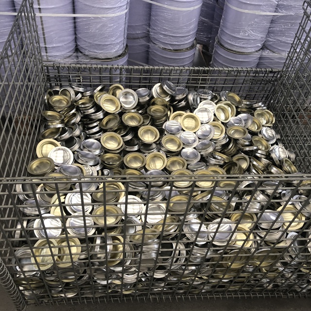5 gallon cans